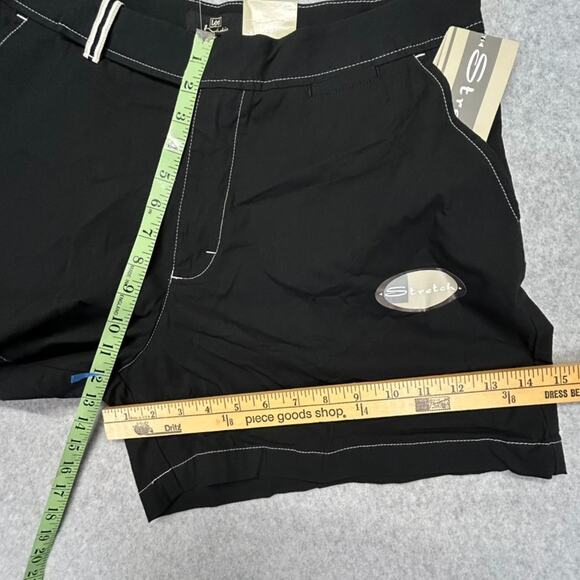 Lee Shorts Womens 14 Black Contrast Trim Stretch Khakis Brand Mid Length NWT $32 - Picture 14 of 14